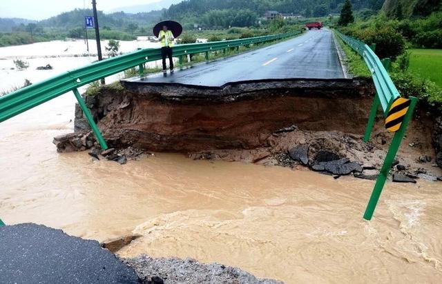 黄山洪水，长城炮路亚国际锦标赛延期，抗洪抢险，长城炮在行动