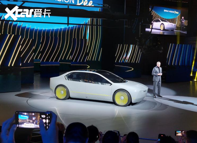 【新车速递】#宝马i数字情感交互概念车亮相#
