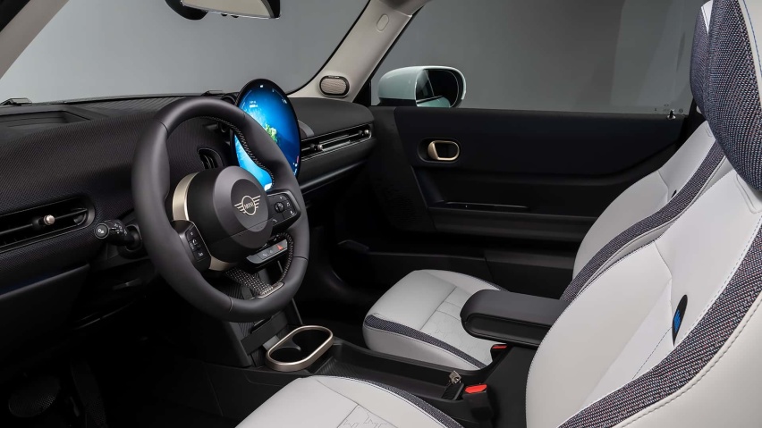 浓浓家族化造型 全新MINI COOPER燃油版发布 动力升级