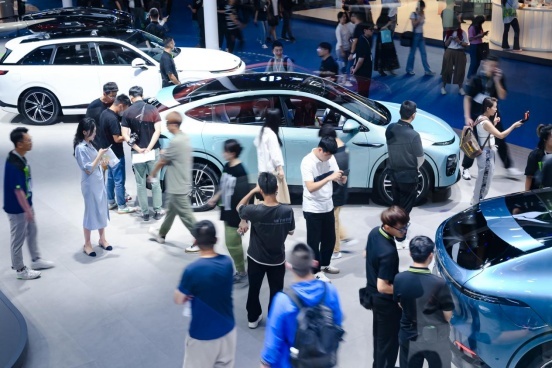 成都国际车展小鹏G6领衔携包括G6、G9、P7i在内的全系车型亮相