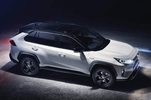 第五代丰田RAV4上市，8种颜色可选，售价17.48万