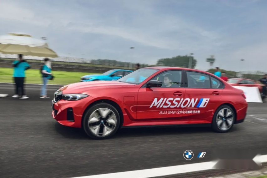 为什么说BMW i超乎想象？深度体验全系车型之后，我找到了答案…