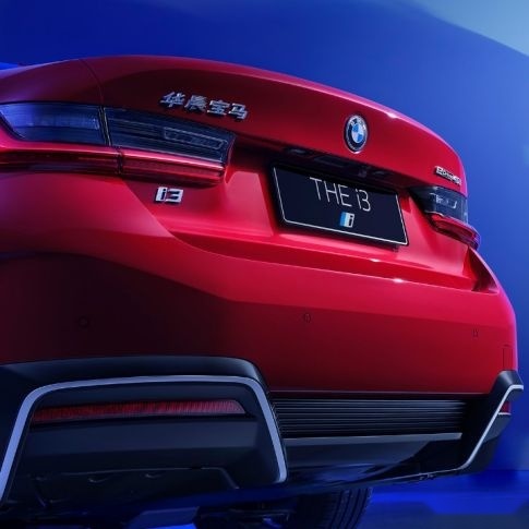 Model 3还是宝马i3，二十万多万新能源车谁更值得被选择？