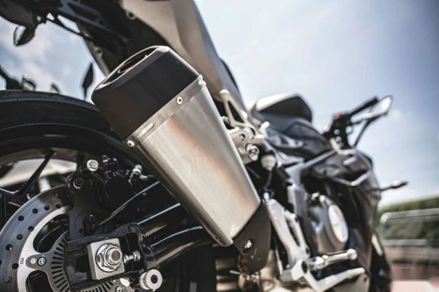 贝纳利Tornado 252R配置公布 超越铃木GSX250R