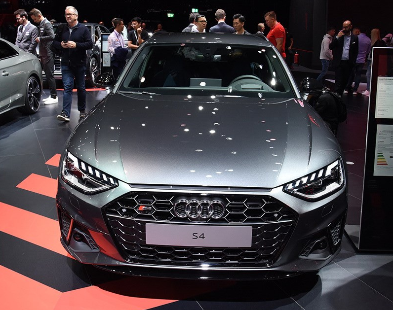 2020款奥迪S4 Avant车型