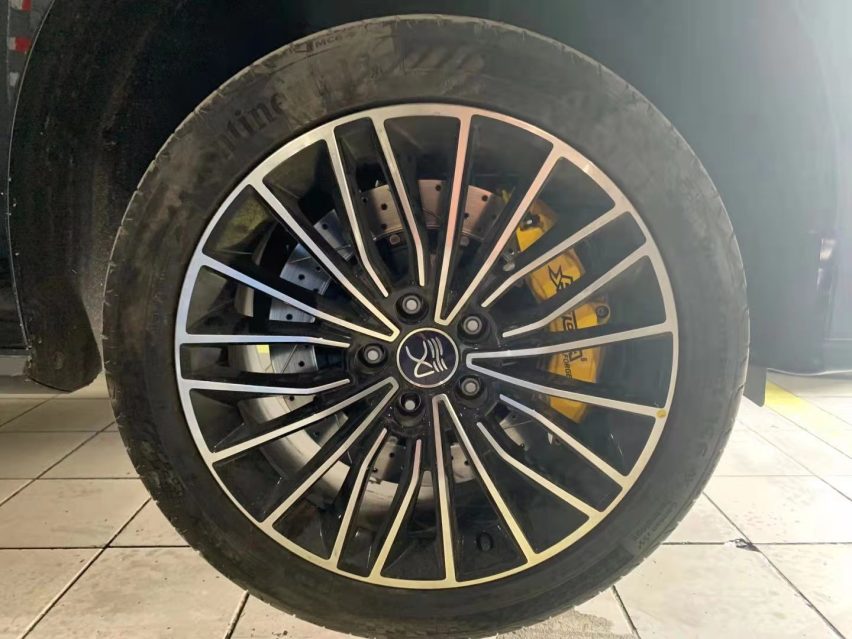 比亚迪汉DM改装Rotora刹车