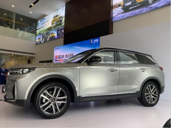 奔腾T99运动版新增2.0T+6AT动力总成，15.99万可