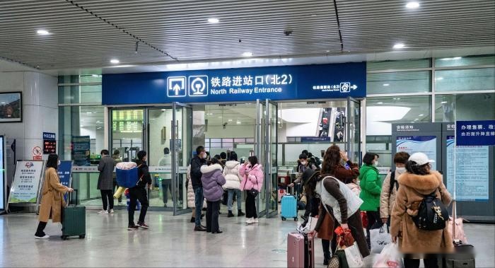 重庆北站停车收费标准，重庆北站停车场收费一天多少钱