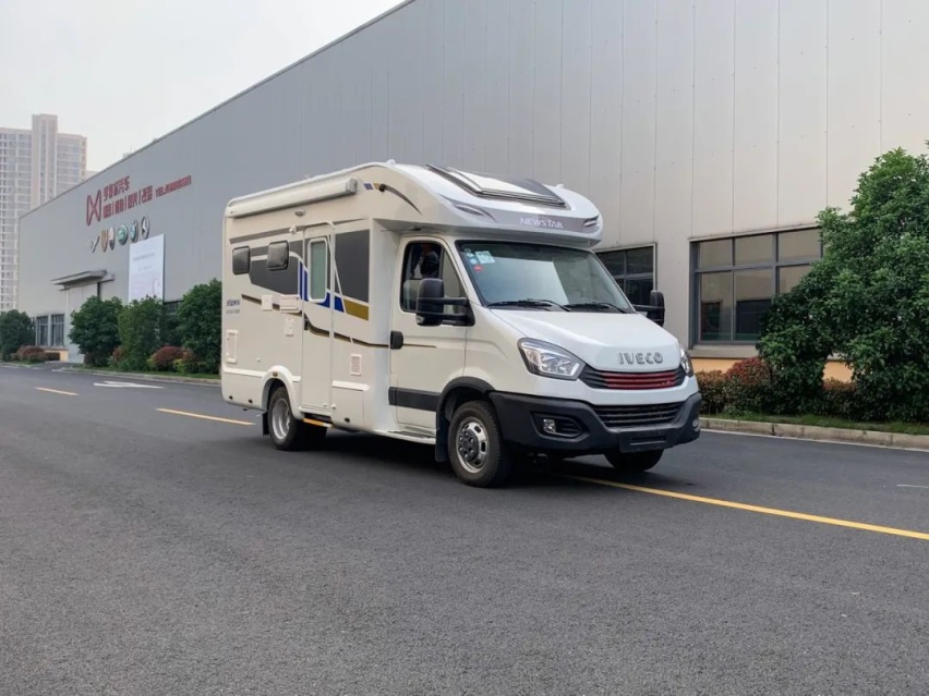 7.10上海房车展：性价比极高的新星房车，三种车型样式，29.98W起！