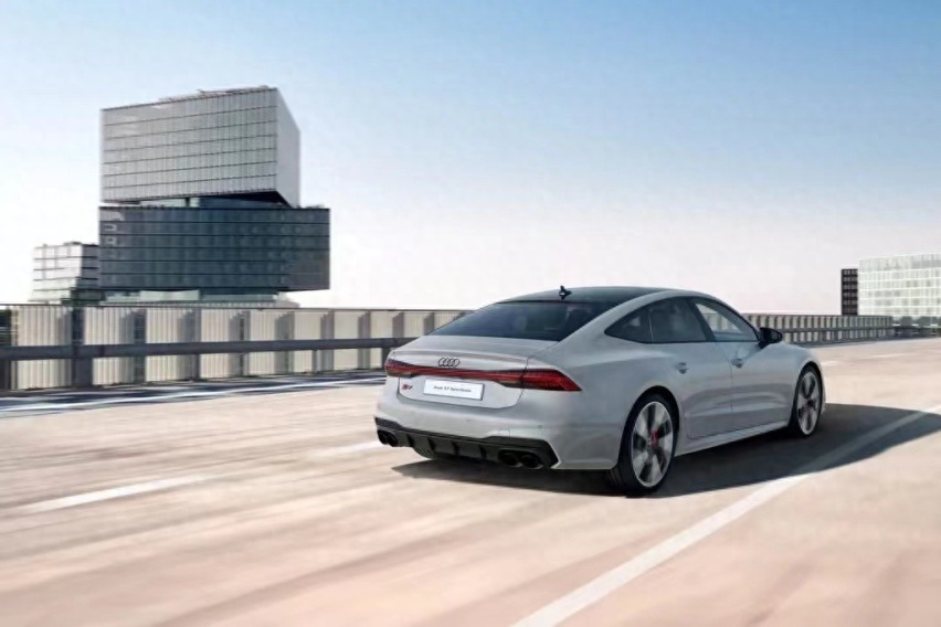 108.08万！奥迪S7 Sportback竞技限量版带回家，搭2.9
