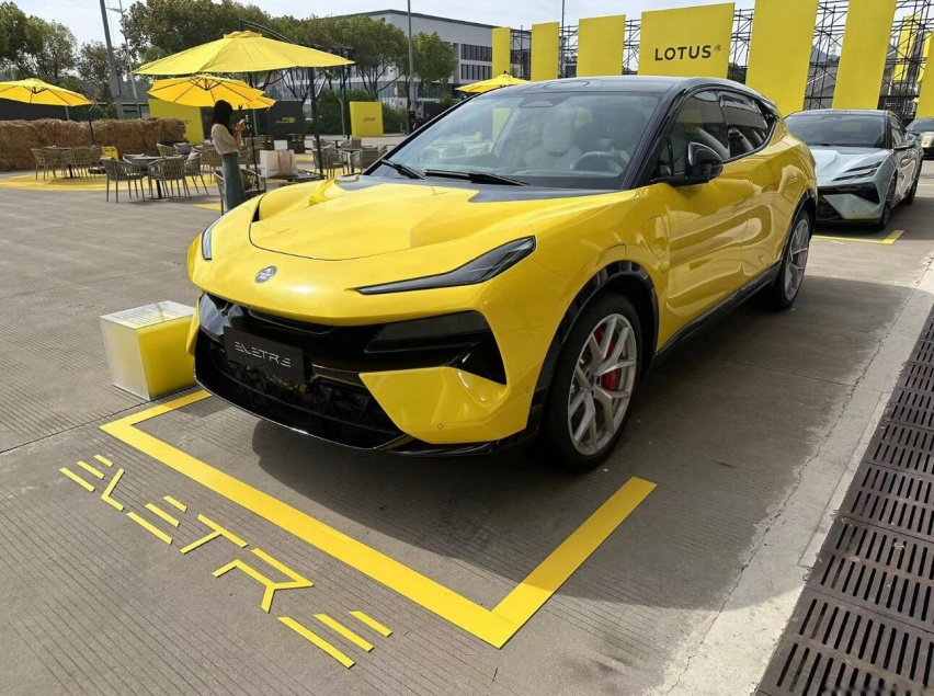 2024 LOTUS DAY 唤醒驾驶本能的不是数据 而是赛道体验