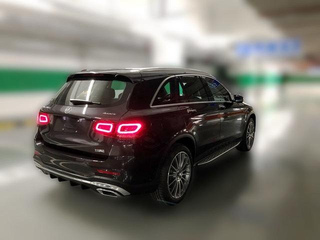 新奔驰GLC L于8.24上市！繁星前脸，还配LED环绕大灯