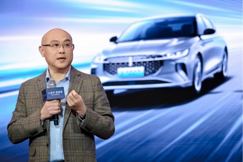【E汽车】后发先至，林肯甩出电混王炸
