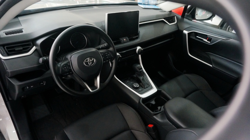 用RAV4荣放的钱,买一台威兰达,究竟值不值?