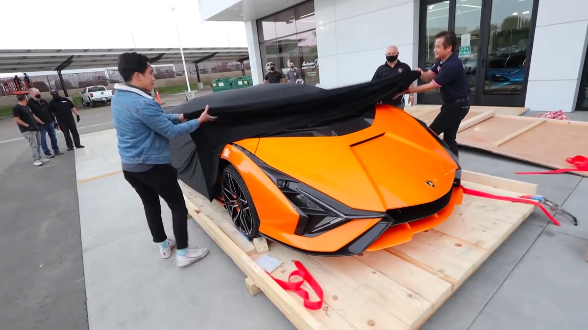快訊|蘭博基尼交付首款混動(dòng)超跑Sian FKP 37 快訊|蘭博基尼交付首款混動(dòng)超跑Sian FKP 37