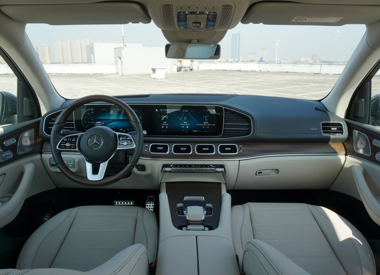 2020款奔驰GLS中型旗舰豪华SUV 搭载3.0T+9AT