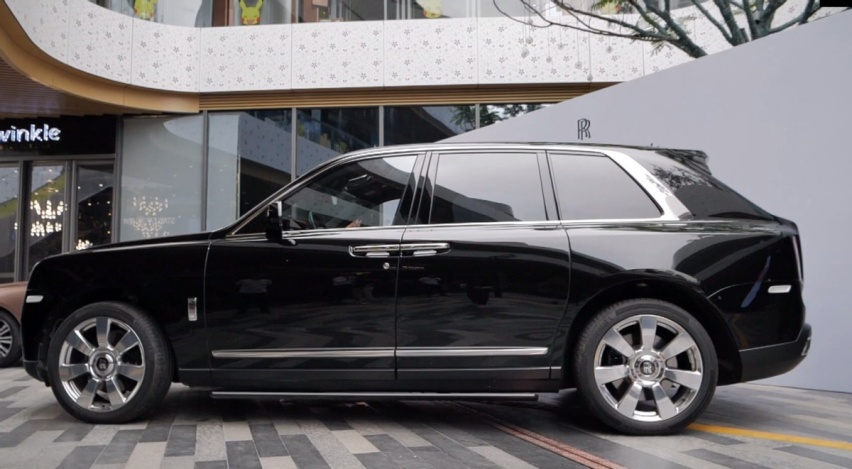 体验劳斯莱斯库里南，超750万的超豪SUV，钱都花在哪了？