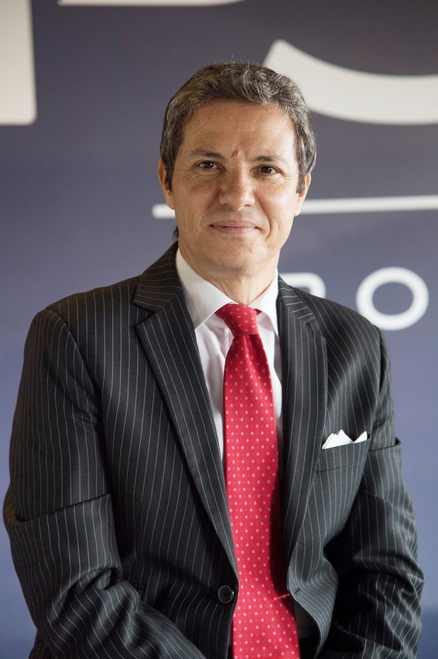 虽然苏维彬是被接任了,但面对现实的神龙汽车,重振措施依然不能停止