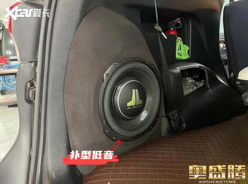 石家庄奥盛腾怎么改装丰田穿越者汽车音响方案