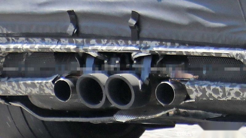 c8-chevrolet-corvette-z06-spy-photo (7).jpg