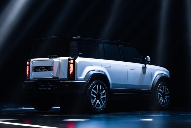 iCAR GT与全路况电动SUV iCAR 03正式亮相品牌之夜