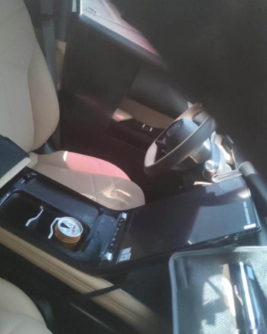 对标驱逐舰05，吉利银河L6，紧凑型插混轿车，亮相在即？