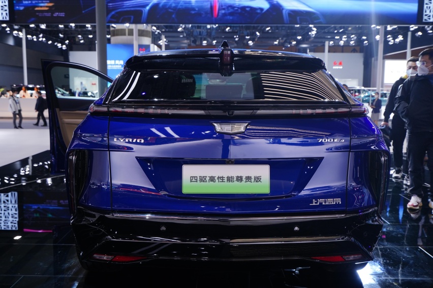 多花2万值吗？实拍凯迪拉克LYRIQ锐歌四驱高性能尊贵版