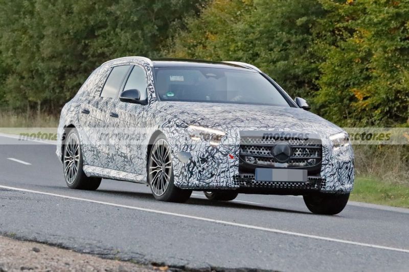 全新奔馳E級(jí)旅行版最新諜照 搭載2.0T和3.0T V6發(fā)動(dòng)機(jī) 全新奔馳E級(jí)旅行版最新諜照 搭載2.0T和3.0T V6發(fā)動(dòng)機(jī)