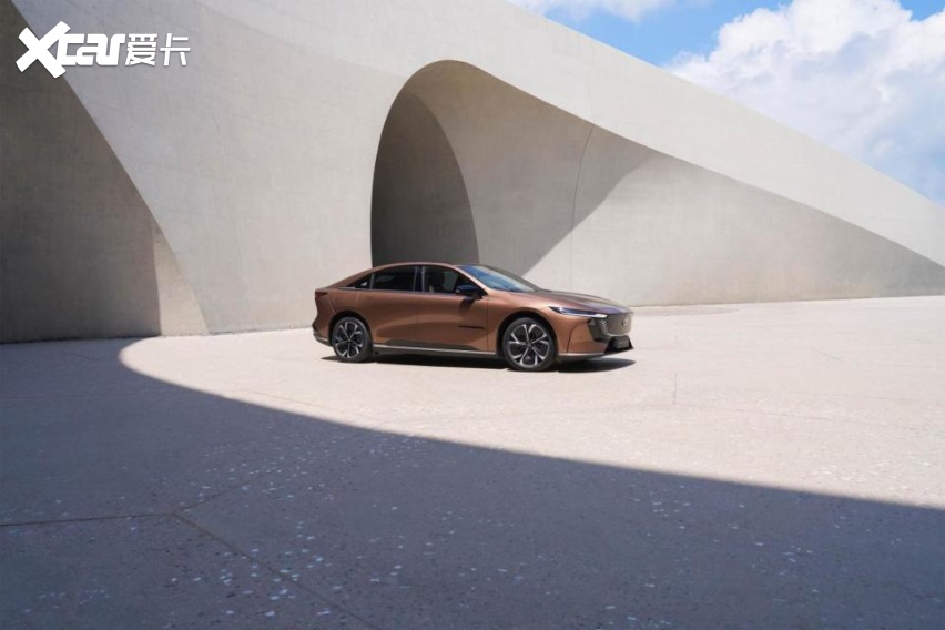 13.98万起售交个朋友 新合资时代第一车MAZDA EZ-6正式上市