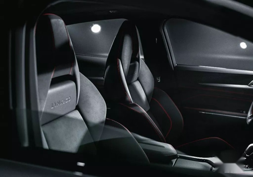 最新车讯：特斯拉Model 3获补贴，领克05正式亮相！