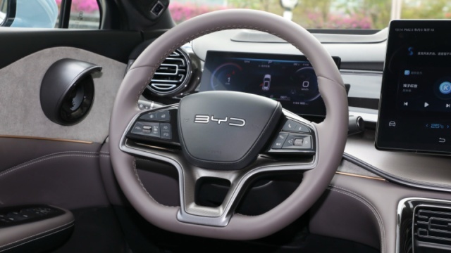 “换壳”无所谓，有DM-i的五座中型SUV，护卫舰07能火？
