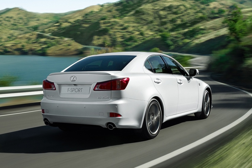 lexus_is_250_f-sport_9.jpg