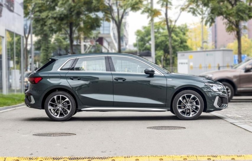 2022款奥迪A3进取运动型35 TFSI，与朗逸差6万，1.4T变速箱相同？