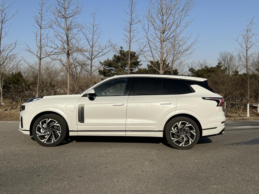 卖40万的国产SUV 领克09产品力能行吗？