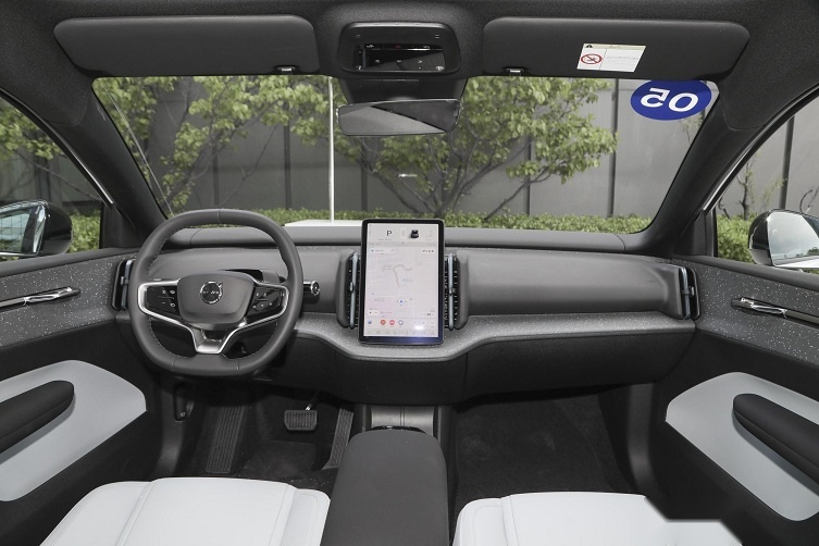 轴距2650mm续航590km20.08万起，沃尔沃EX30打算卖给谁