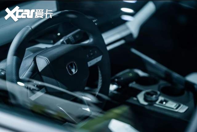 起售13.99万元，长安UNI-V/UNI-K 智电iDD来袭！