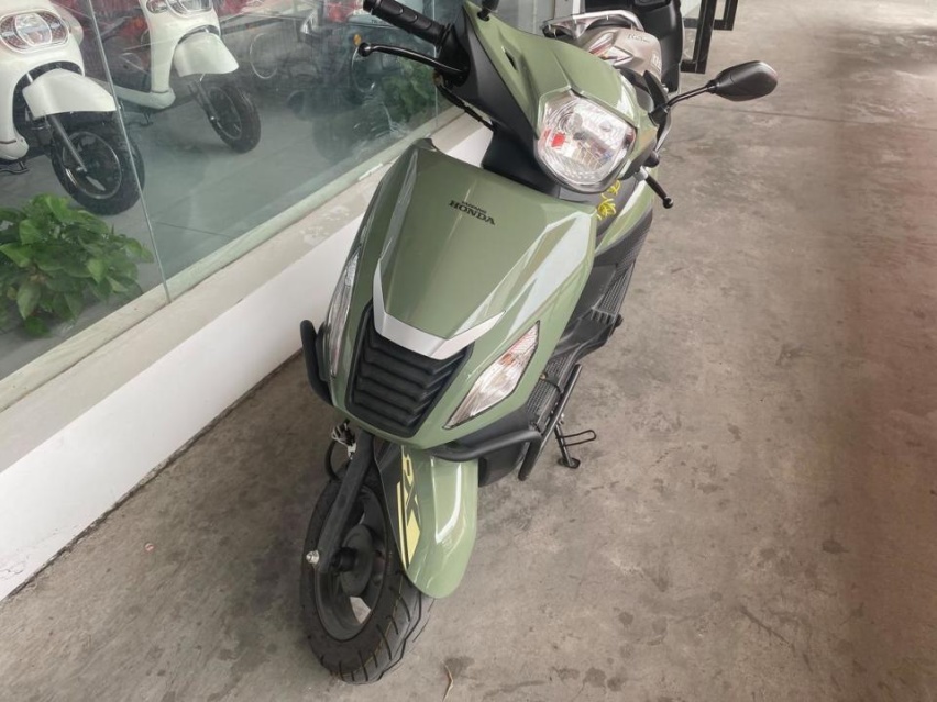 动力升级！售8880元，体验本田NB-X125：操控灵活，适合日常通勤