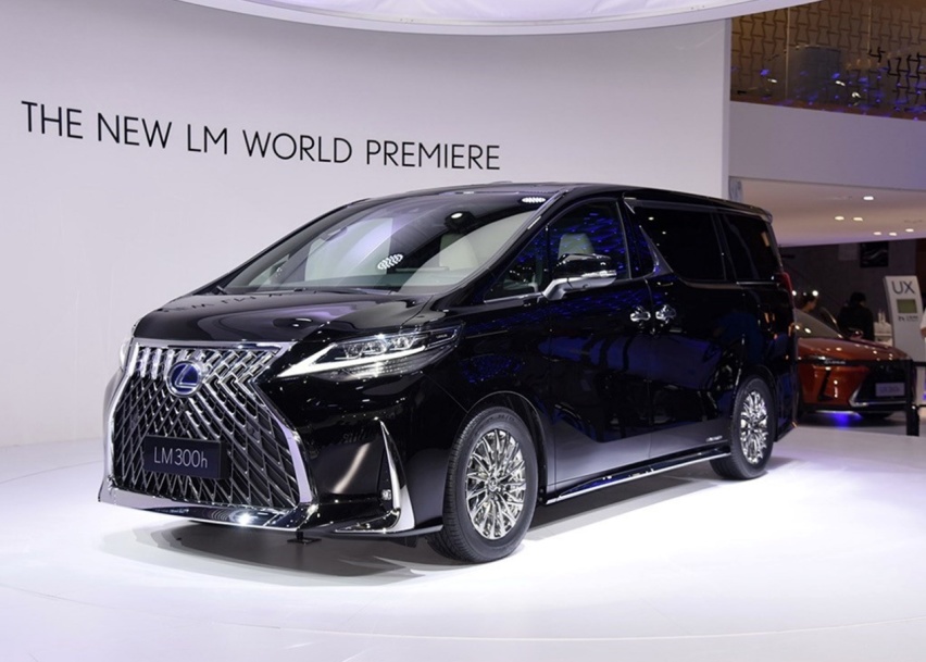 明明是雷克萨斯MPV，却还比埃尔法便宜，116.6万真没人买