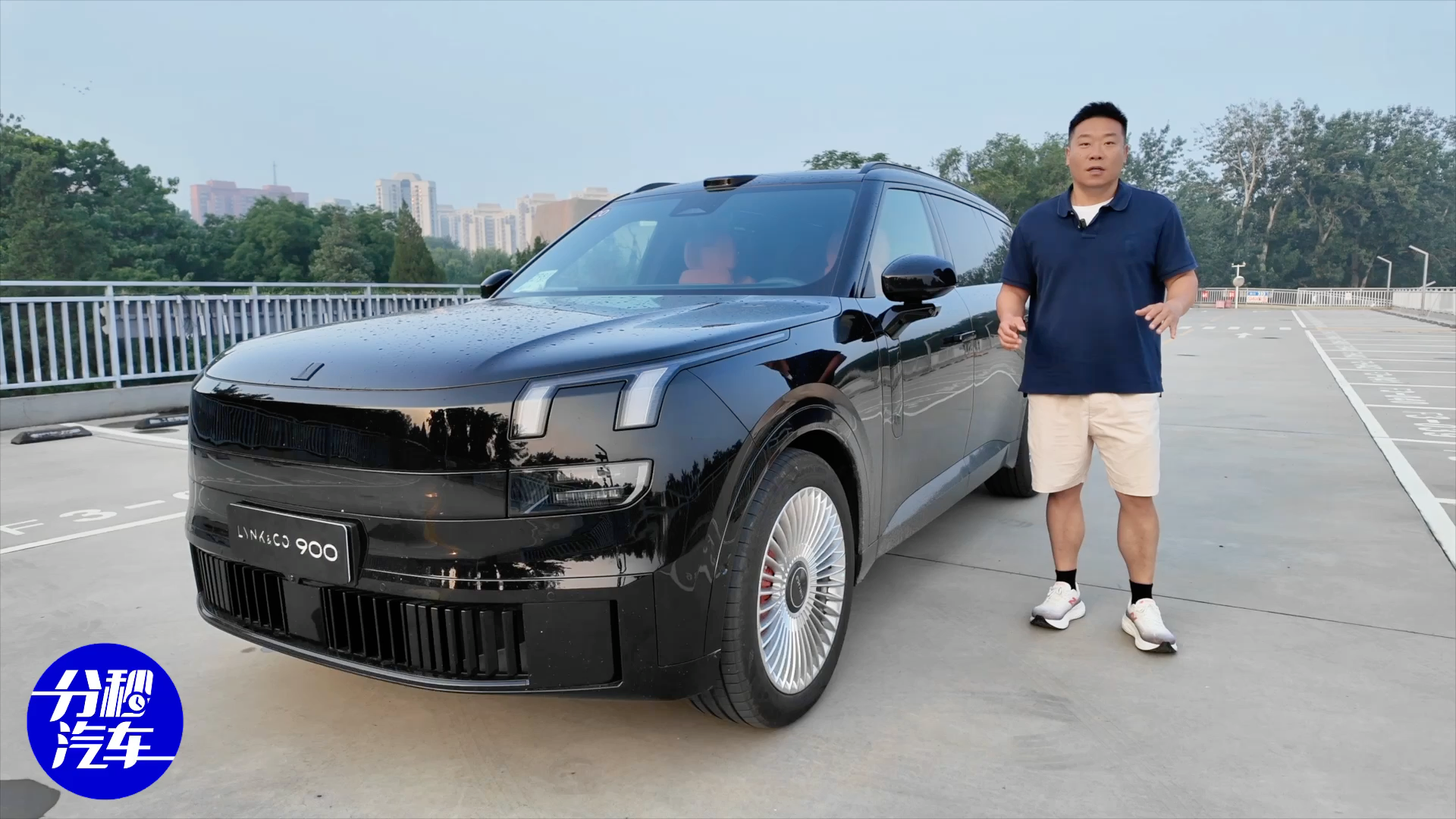 �Լ����900�������棬�Ա��Ǽ�LS8����30������SUV��ôѡ