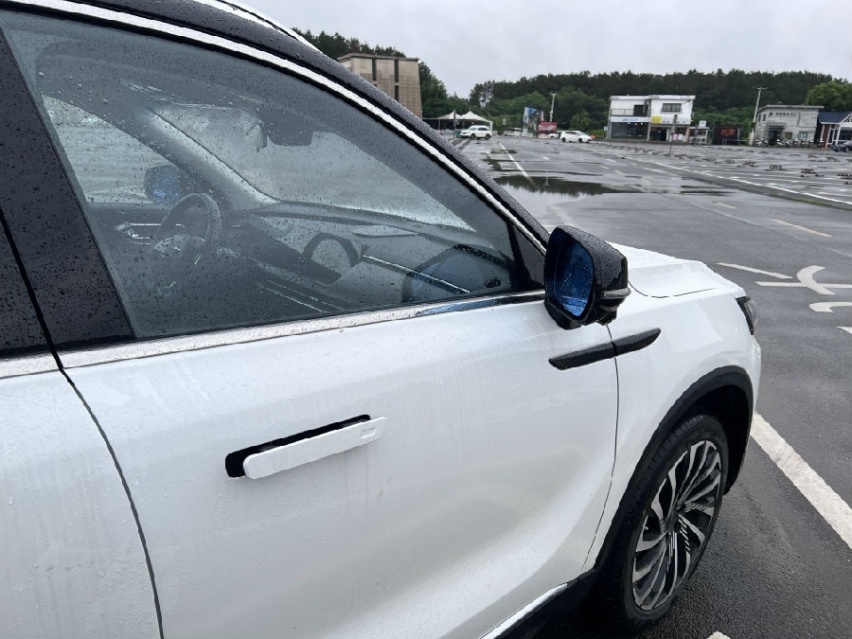 适合都市家庭生活的十万级SUV 试驾北京新X7