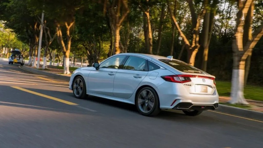 广汽本田型格HATCHBACK e:HEV：很帅很快、很顺很省