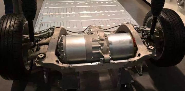 特斯拉Model 3用性能换续航，电动车的肌肉——电机这点事儿