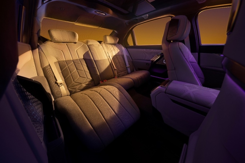 豪车旗舰全球首发，全新BMW 7系与BMW i7，更高端、更智能！