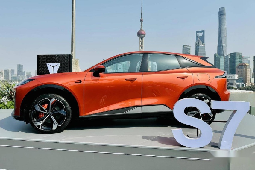 买Model Y怕被割韭菜，又纠结零跑C11，深蓝S7卖多少钱会火？