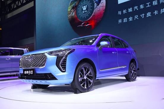 撸猫遛狗开坦克 长城汽车2020北京车展玩得嗨