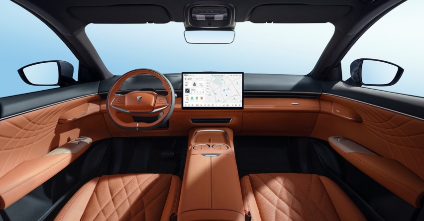长安深蓝S7正式亮相，定位中型SUV