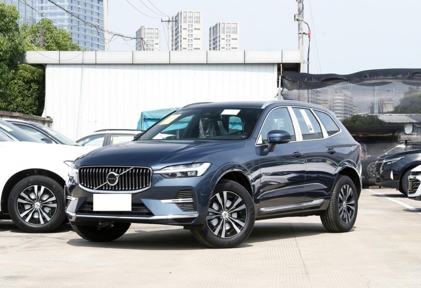 沃尔沃新款XC60上市，起售价37.79万元，配置有所提升
