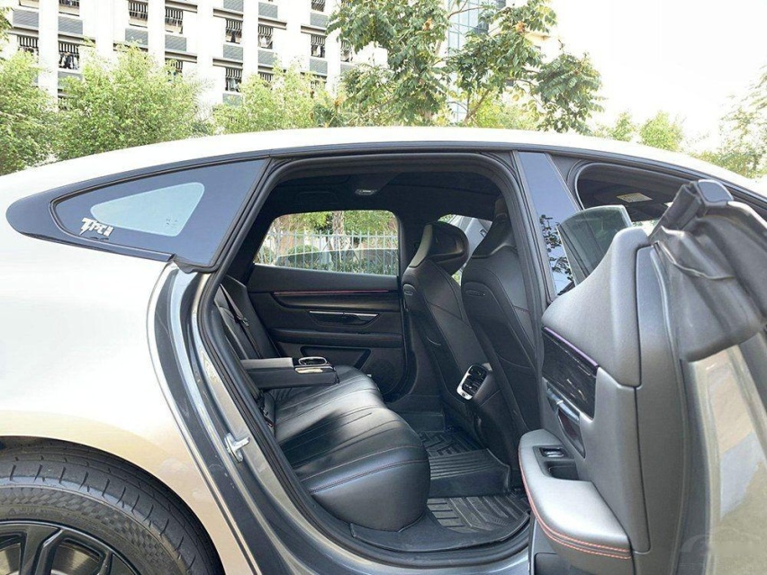 30万以下中型车，小鹏P7、长安深蓝SL03、海豹怎么选？