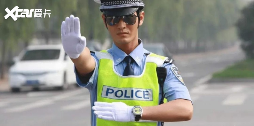 开车不注意这些细节，两本驾照都不够扣