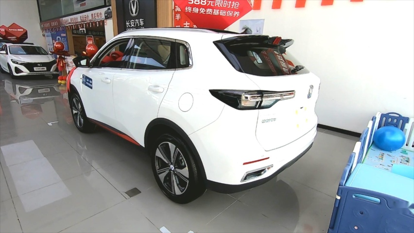 长安CS55 PLUS落地分享，优缺点分明，这油耗你感觉高吗？